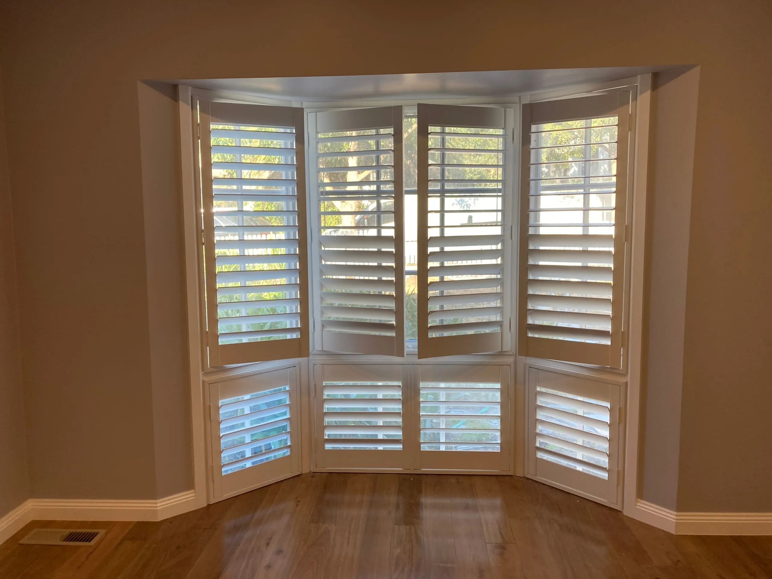 [TS] Timber Stained